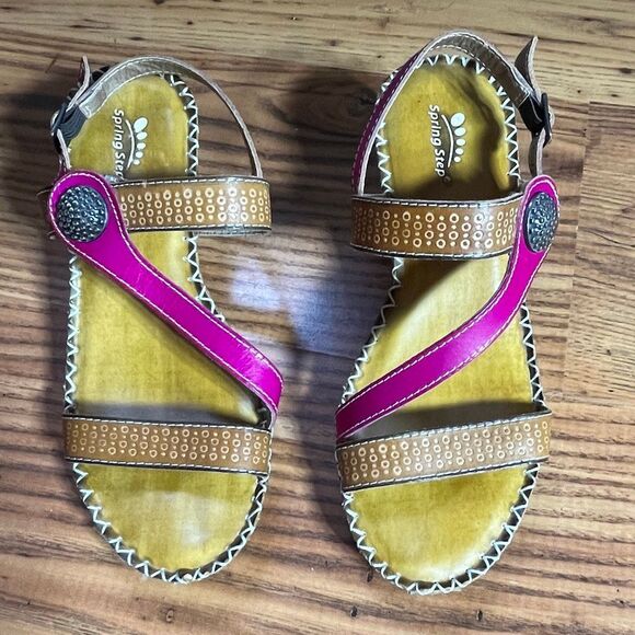 L’artiste by Spring Step  Dreamer Leather Sling Heeled Sandals Floral Detail Sz - Picture 7 of 8